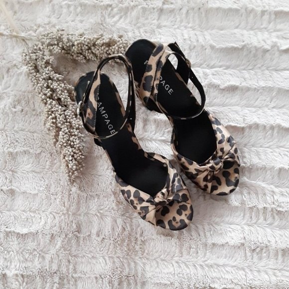 Rampage Leopard Print Heels Size 7.5M Mob Wife Platform Ankle Strap Y2K - Picture 1 of 7
